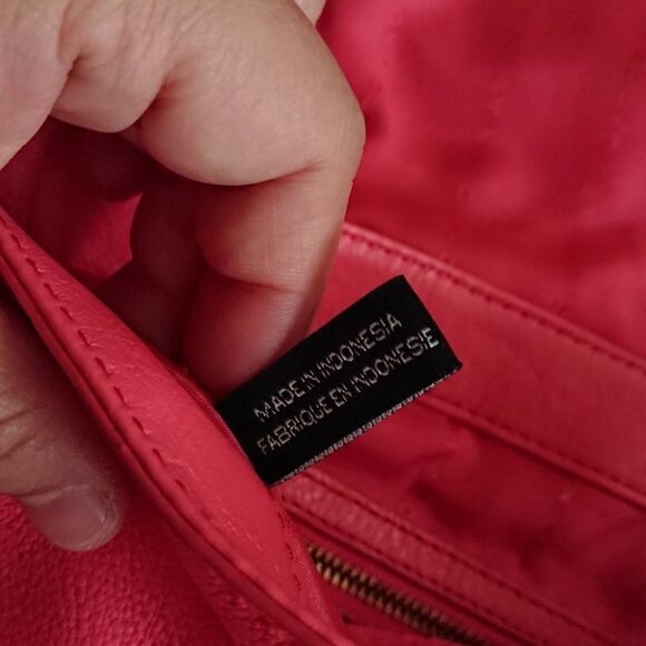 Marc by Marc Jacobs too hot to handle crossbody - bubblegum pink - Picture 9 of 16